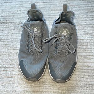 Grey Nike huaraches